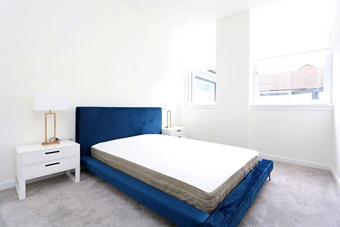 2 Bedroom Flat To Rent In Candleriggs Court, Glasgow, G1