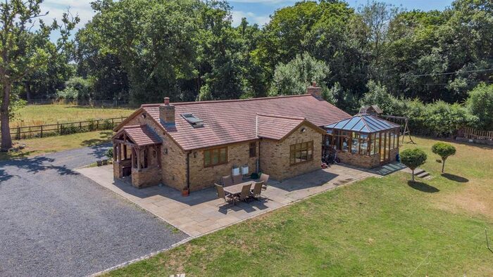 4 Bedroom Detached House For Sale In Blind Lane, Billericay, CM12