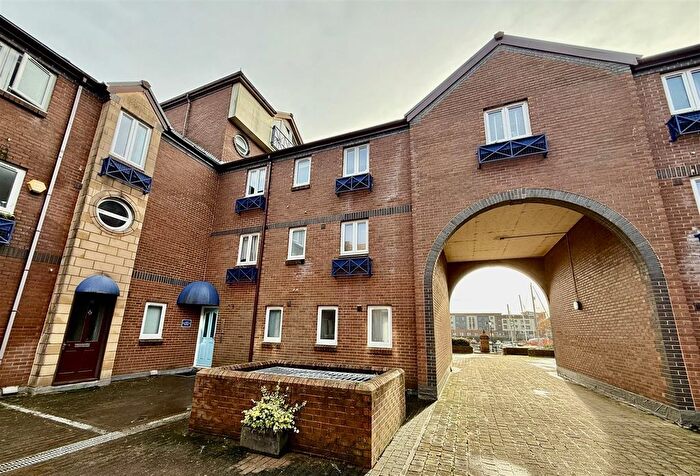 2 Bedroom Flat For Sale In Monmouth House, Marina, Swansea, SA1