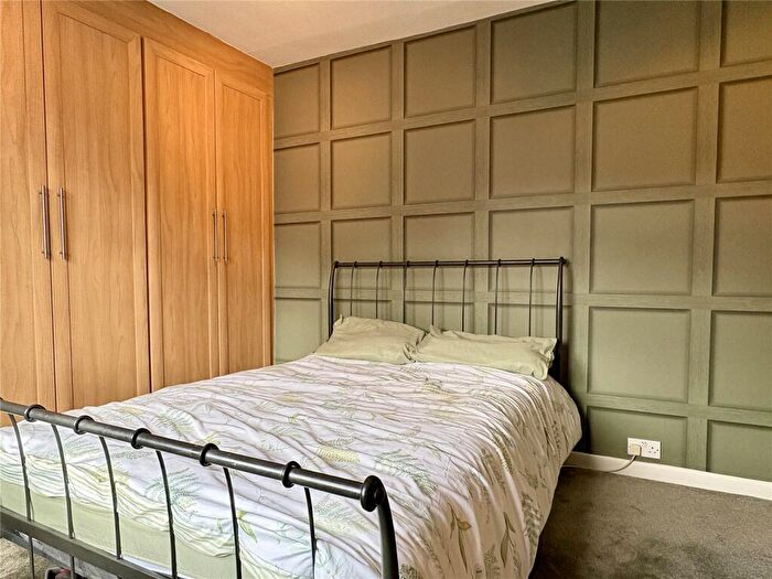 3 Bedroom Semi-Detached House For Sale In Priory Close, Coppice, Oldham, OL8