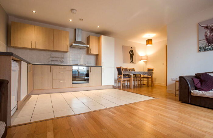 2 Bedroom Flat For Sale In Dyche Street, Manchester, M4