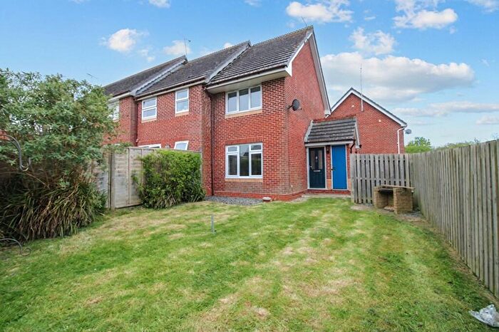 1 Bedroom End Of Terrace House For Sale In The Brooks, Burgess Hill, RH15