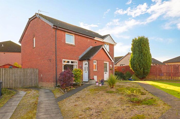 3 Bedroom Semi Detached House For Sale In Meadowpark Road, Bathgate, EH48