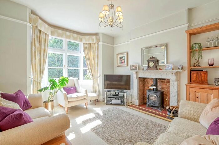 4 Bedroom Detached House For Sale In Alcester Road, Burcot, B60