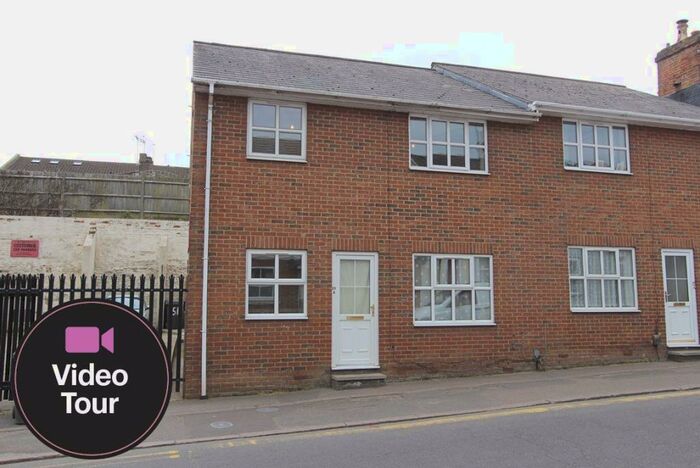 2 Bedroom House To Rent In Old Road, Leighton Buzzard, LU7