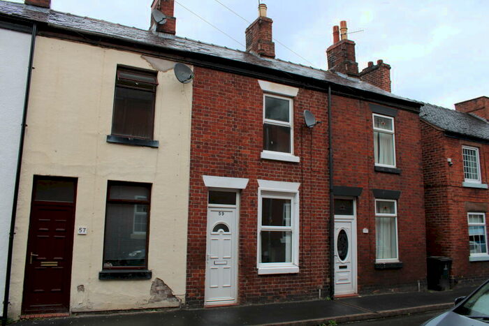 1 Bedroom House To Rent In Queen Street, Leek, ST13