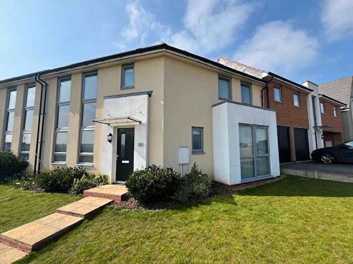 3 Bedroom Semi-Detached House To Rent In Michaels Drive, Weldon, Corby, NN17