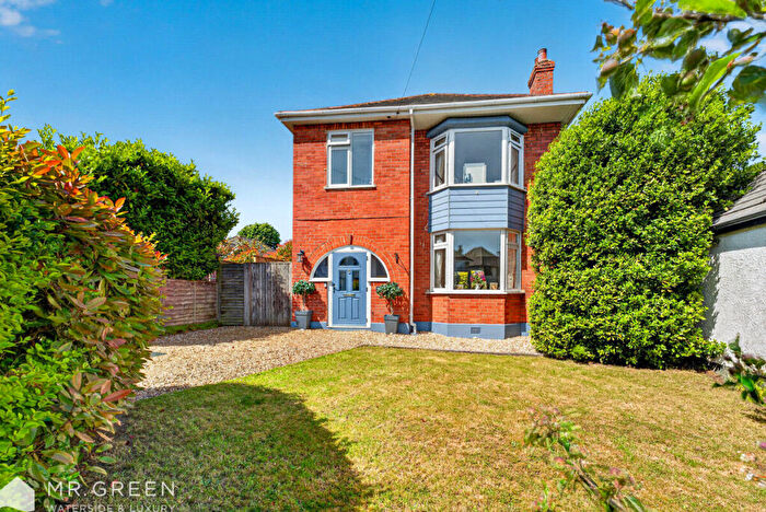 3 Bedroom Detached House For Sale In Danesbury Avenue, Tuckton, Bournemouth, BH6