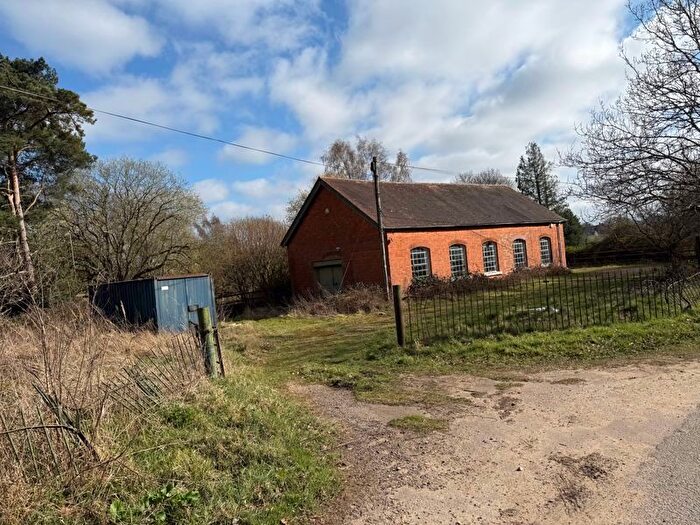 3 Bedroom Detached House For Sale In Woburn Lane, Aspley Guise, MK17
