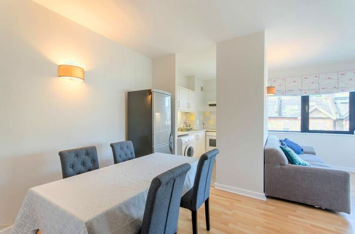 2 Bedroom Flat To Rent In Furmage Street, Earlsfield, London, SW18