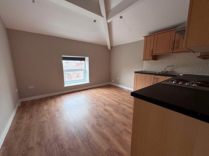 1 Bedroom Flat To Rent In Hicks Road, Waterloo, L22