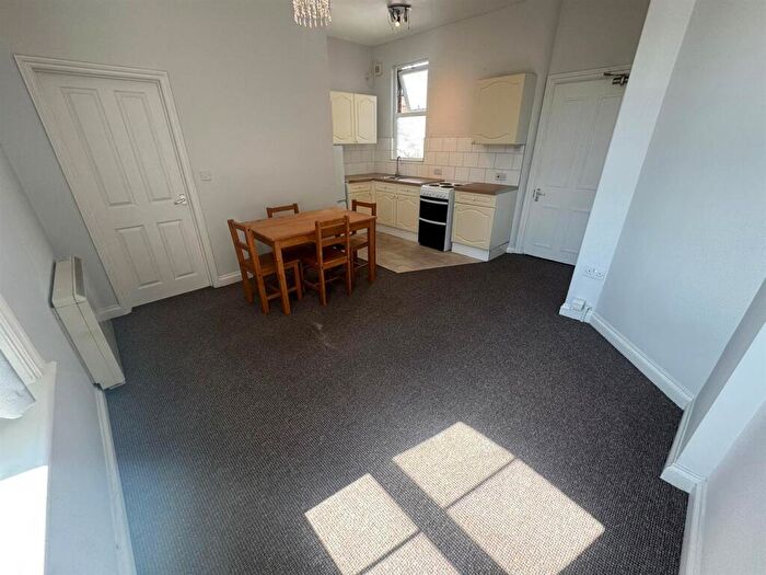 1 Bedroom Flat To Rent In Market Place, Spalding, PE11