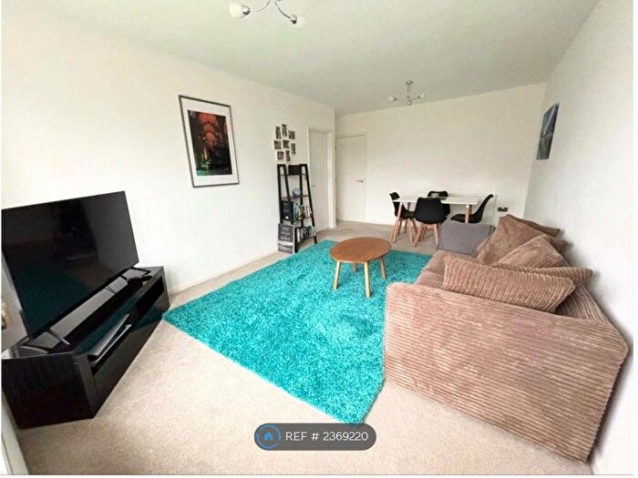 2 Bedroom Bungalow To Rent In Deerstone Way, Dunnington, York, YO19
