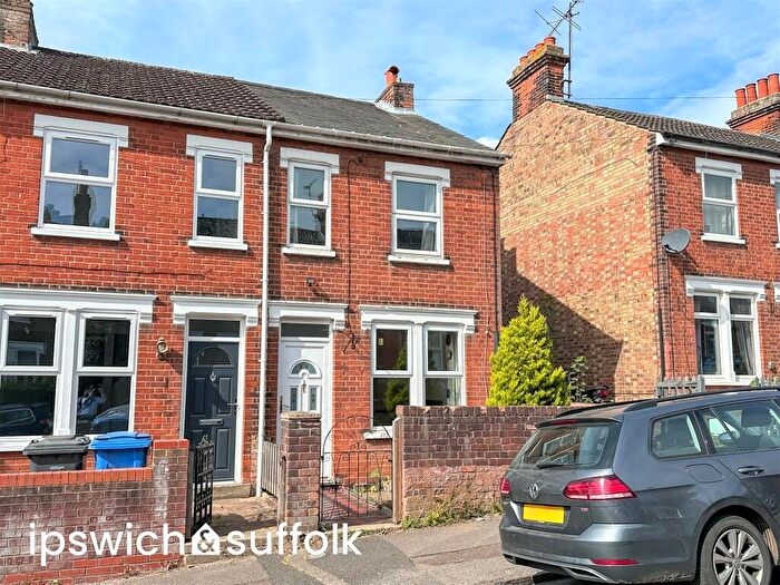 3 Bedroom Semi-Detached House For Sale In Devonshire Road, Ipswich, IP3