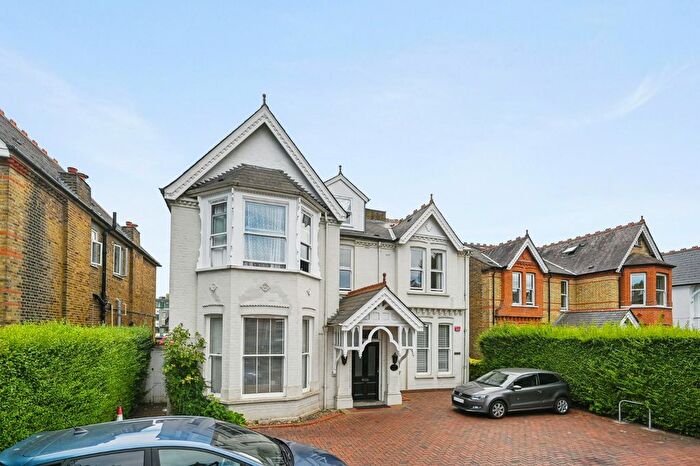 1 Bedroom Flat To Rent In Madeley Road, London, W5