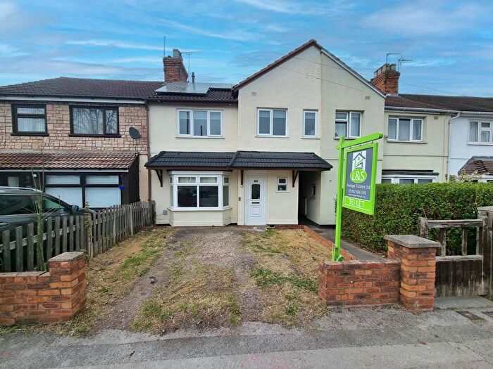 3 Bedroom Town House To Rent In Pinson Road, Willenhall, WV13