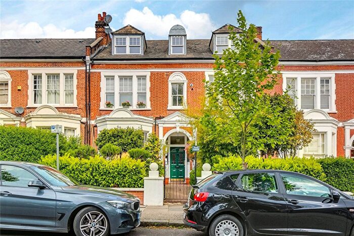 1 Bedroom Flat To Rent In Brondesbury Road, London, NW6