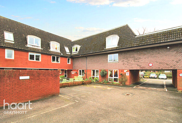 1 Bedroom Retirement Property For Sale In Wey Hill, Haslemere, GU27