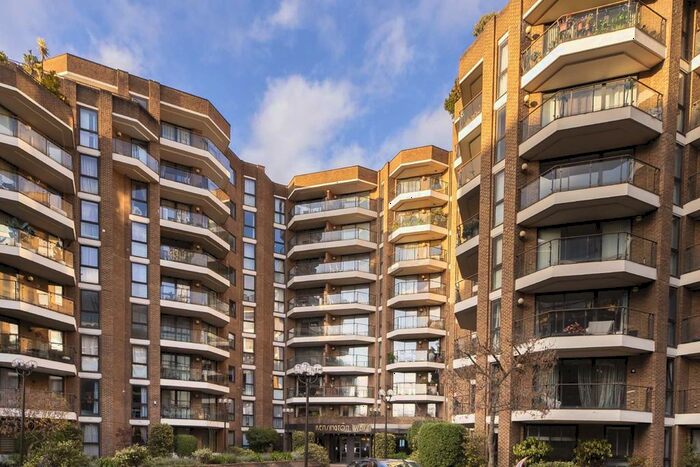 1 Bedroom Flat To Rent In Blythe Road, London, W14