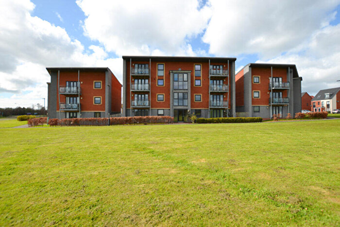 3 Bedroom Apartment To Rent In Elmwood Park Court, Newcastle Upon Tyne, NE13