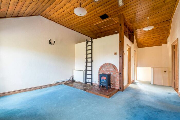 2 Bedroom Maisonette To Rent In Normandy Motorcycles, Guildford, Normandy, Guildford, GU3