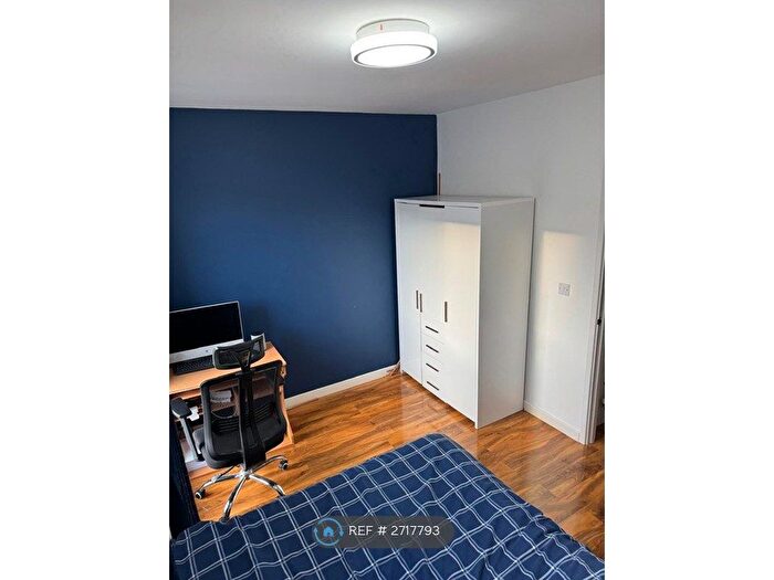2 Bedroom Terraced House To Rent In Spey Road, Reading, RG30