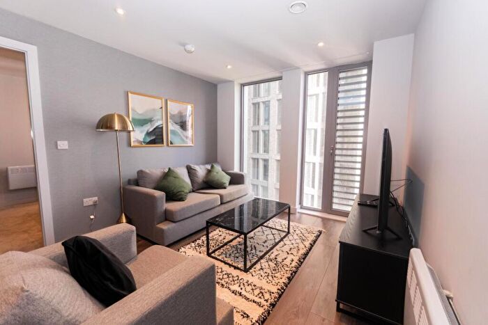 1 Bedroom Flat To Rent In Greengate, Salford, M3