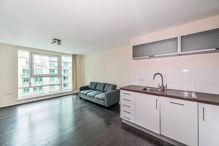 1 Bedroom Flat For Sale In Aquarius House, St George Wharf, Vauxhall, London, SW8