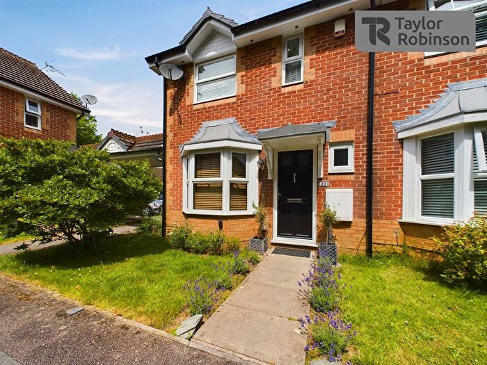 2 Bedroom Property To Rent In Cranmer Walk, Maidenbower, Crawley, RH10