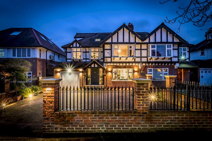 5 Bedroom Semi-Detached House To Rent In Ullswater Crescent, London, SW15