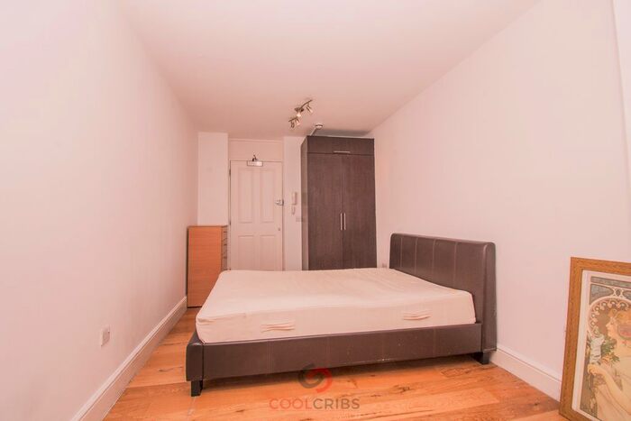 Studio To Rent In Bride Street, Islington, London, N7
