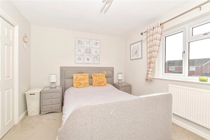 2 Bedroom End Of Terrace House For Sale In Sunburst Close, Marden, Tonbridge, Kent, TN12