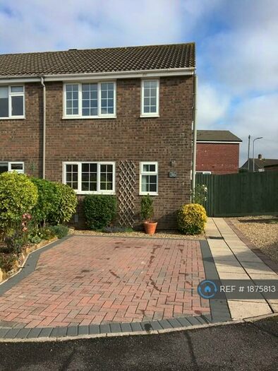 3 Bedroom Semi-Detached House To Rent In Rowan Drive, Bulwark, Chepstow, NP16