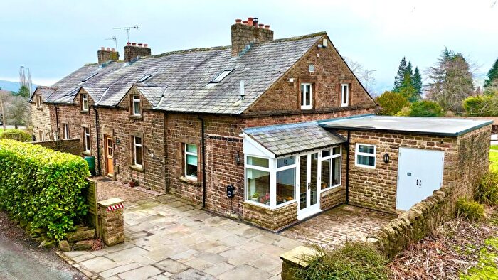 5 Bedroom Semi Detached House For Sale In Strines Road, Marple, Stockport, Cheshire, SK6