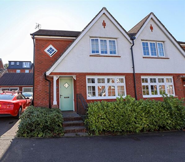 3 Bedroom Semi-Detached House To Rent In Ffordd Dol Y Coed, Llanharan, Rhondda Cynon Taff, CF72