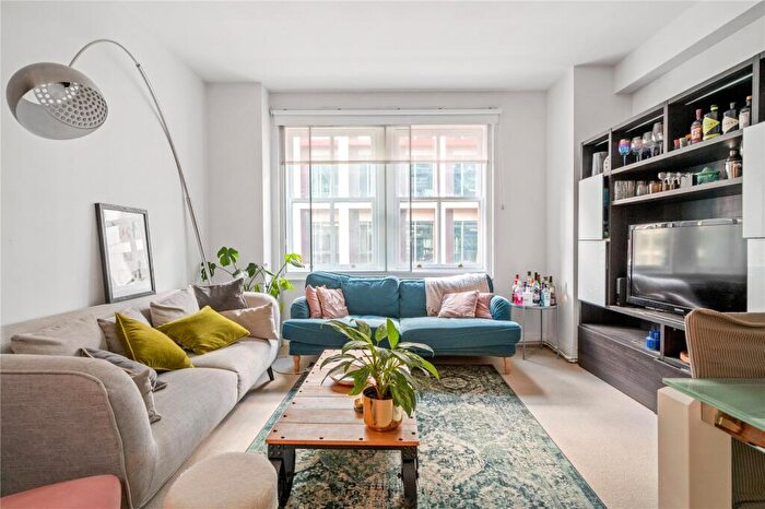 2 Bedroom Apartment To Rent In Farringdon Road, London, EC1M