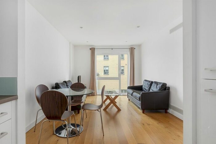 2 Bedroom Flat To Rent In Gillingham Street, Pimlico, London, SW1V