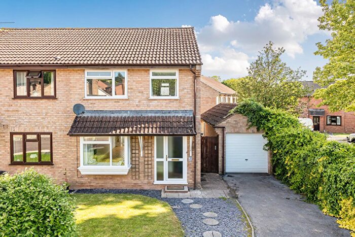 3 Bedroom Property To Rent In Kabale Close, Tiverton, EX16