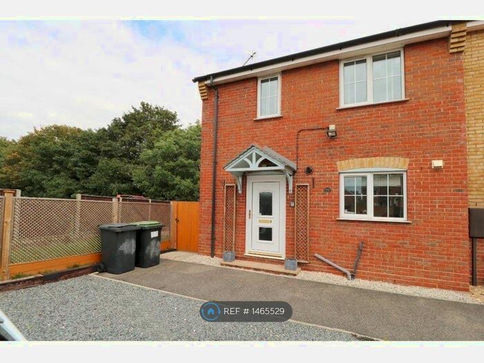 2 Bedroom End Of Terrace House To Rent In Bramling Way, Sleaford, NG34