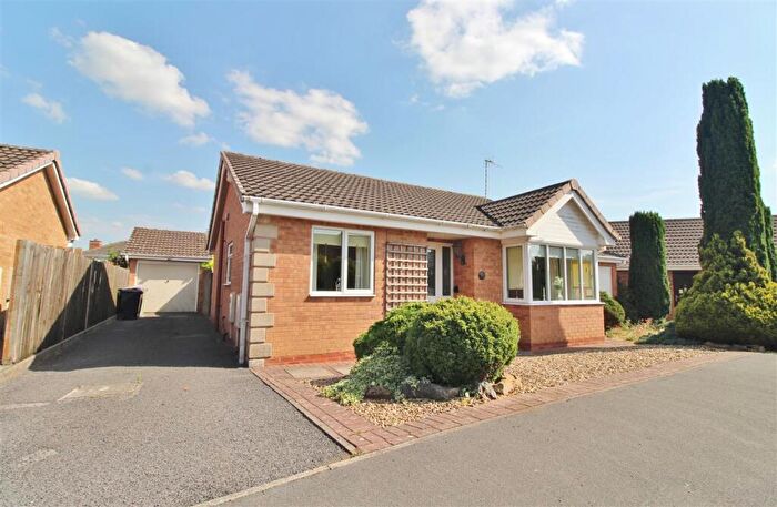2 Bedroom Detached Bungalow For Sale In Ipswich Gardens, Grantham, NG31