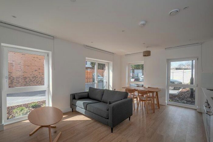 2 Bedroom Flat To Rent In Hooper Street, Birmingham, B18