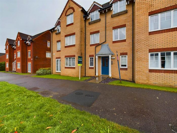 2 Bedroom Flat To Rent In Pinkers Mead, Emersons Green, Bristol, BS16