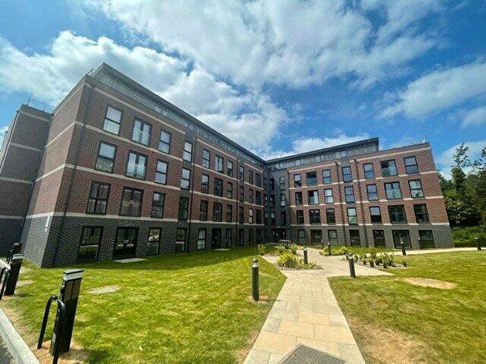 2 Bedroom Apartment To Rent In Alexandra Park, Willow Road, Leeds, LS4