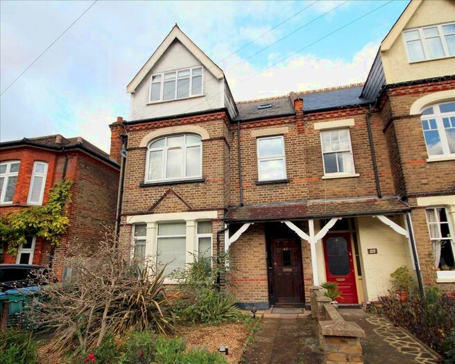 1 Bedroom Flat To Rent In Kingsfield Road, Oxhey ., WD19
