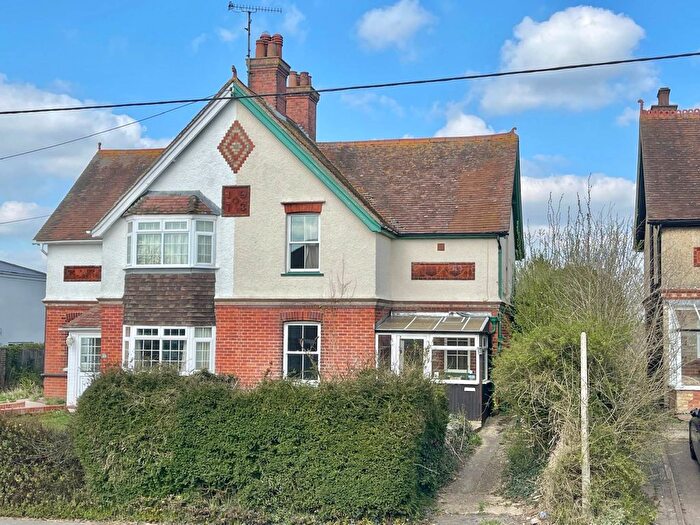 3 Bedroom Semi-Detached House For Sale In Papist Way, Cholsey, OX10