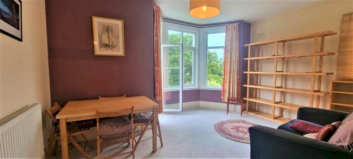 1 Bedroom Flat To Rent In Rosendale Road, London, SE21