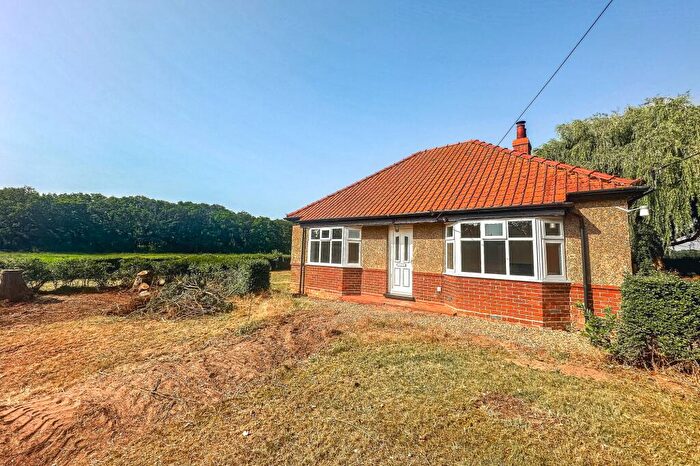 2 Bedroom Detached House To Rent In Common Road, West Bilney, PE32