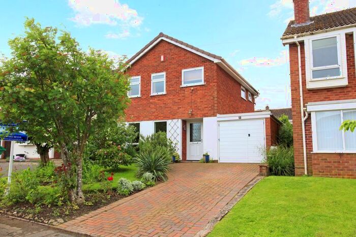 3 Bedroom Detached House For Sale In Caughley Close, Broseley, TF12