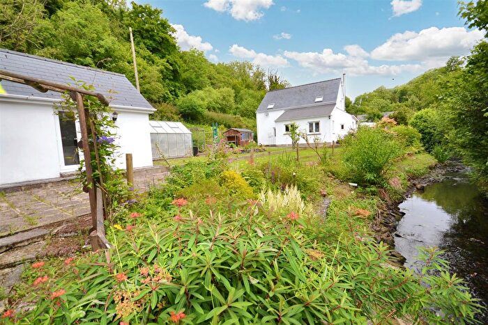 4 Bedroom Detached House For Sale In Cwmfelin Boeth, Whitland, SA34