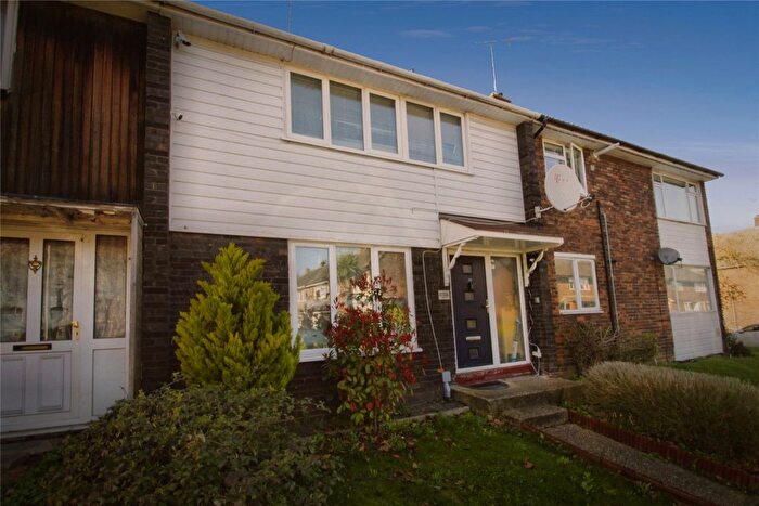 3 Bedroom Terraced House To Rent In Ardleigh, Basildon, SS16